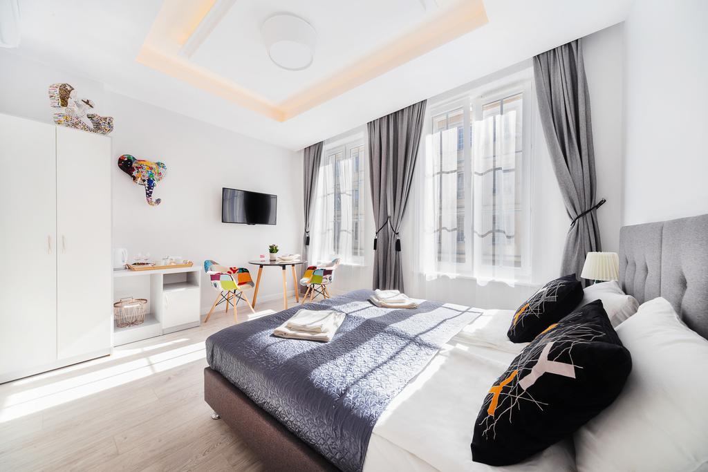 Six Suites, Old Town Hotel apartamentowy